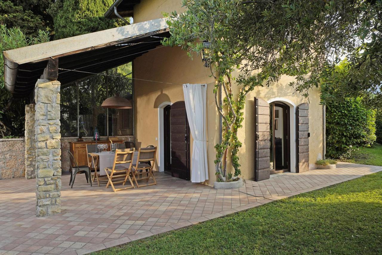 Villa Bouganville Toscolano Maderno Exterior photo